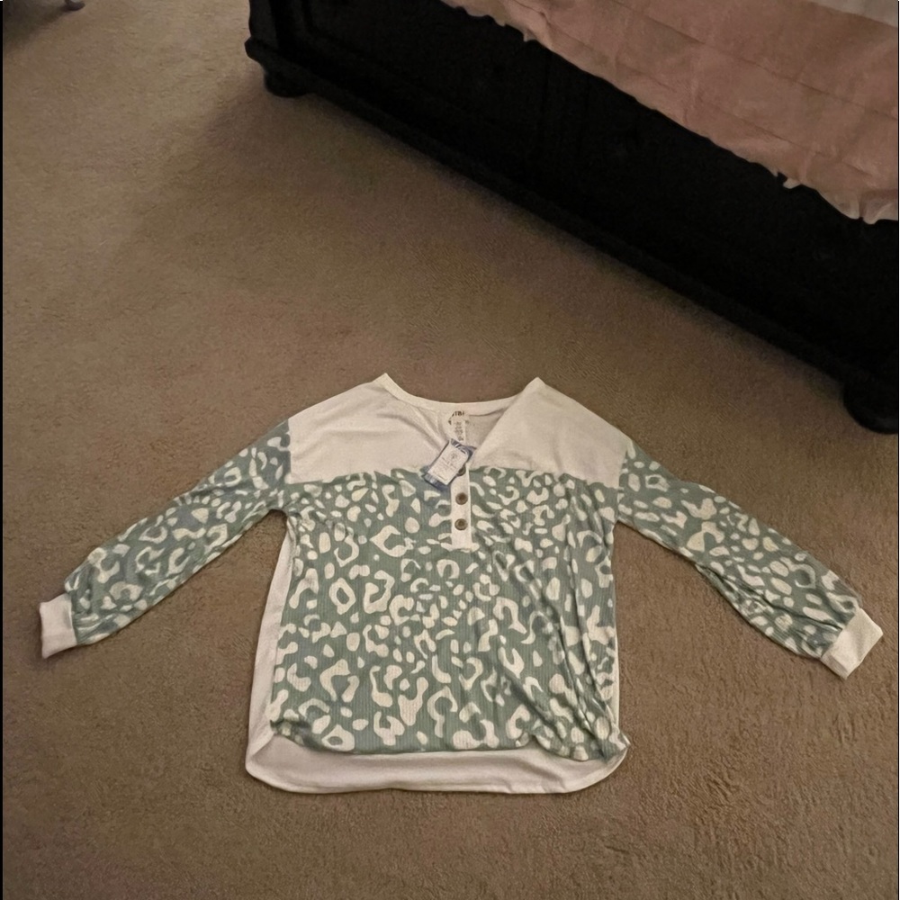 Hem and String Bibi Long Sleeve Top